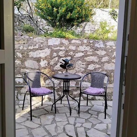 Alegria Apartment *
