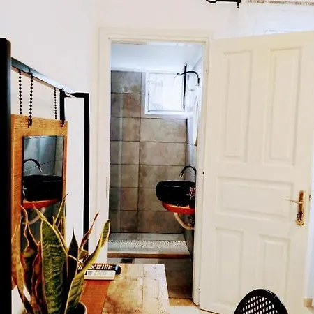 Alegria Apartment