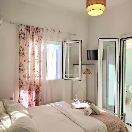Alegria Apartment *